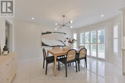 10 Morrison Crescent, Markham, ON - Indoor Photo Showing Dining Room