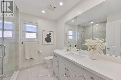 10 Morrison Crescent, Markham, ON - Indoor Photo Showing Bathroom