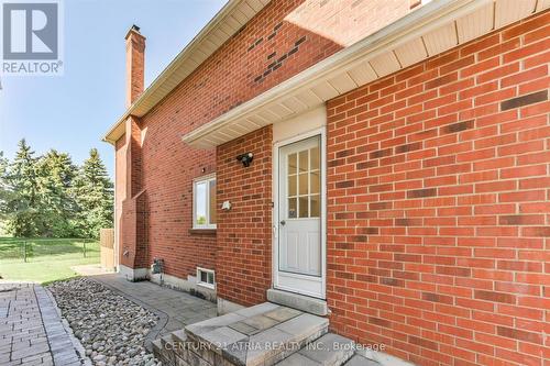 10 Morrison Crescent, Markham, ON - Outdoor With Exterior