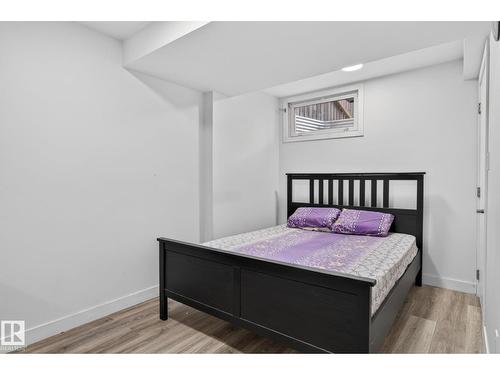 #53 7604 29 Av Nw, Edmonton, AB - Indoor Photo Showing Bedroom