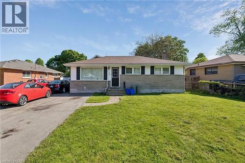 Legal Duplex with Double Wide Driveway - 158 Laurentian Drive N, London, ON - Outdoor