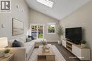 158 Laurentian Drive N, London, ON  - Indoor Photo Showing Living Room 