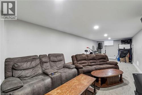 Unit A - Rec Room - 158 Laurentian Drive N, London, ON - Indoor Photo Showing Other Room