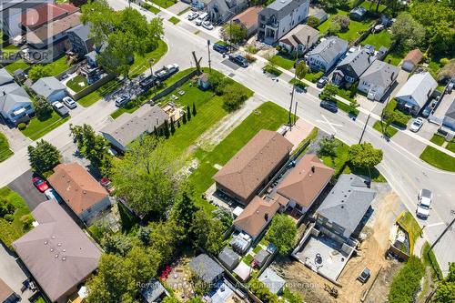 1063 Alexandra Avenue, Mississauga, ON 