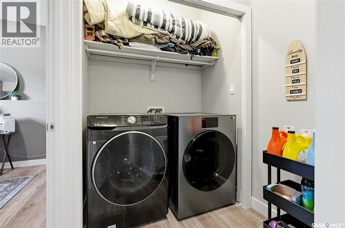 415 Boykowich Street, Saskatoon, SK - Indoor Photo Showing Laundry Room