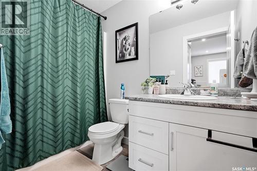 415 Boykowich Street, Saskatoon, SK - Indoor Photo Showing Bathroom