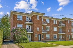 278  - 282 Rue Chaussé Saint-Jean-Sur-Richelieu, QC J3B 3P5