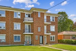284  - 288 Rue Chaussé Saint-Jean-Sur-Richelieu, QC J3B 3P5