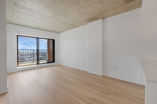 Living Room - 2510-245 Boul. Robert-Bourassa, Montréal (Ville-Marie), QC - Indoor Photo Showing Other Room