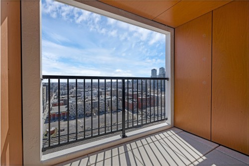 Balcony - 2510-245 Boul. Robert-Bourassa, Montréal (Ville-Marie), QC - Outdoor