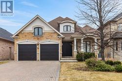 539 BEVERLEY GLEN BOULEVARD Vaughan, ON L4J 7S1