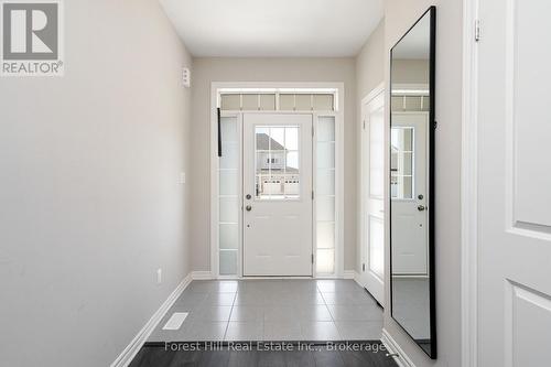 281 Springfield Crescent, Clearview (Stayner), ON - Indoor Photo Showing Other Room