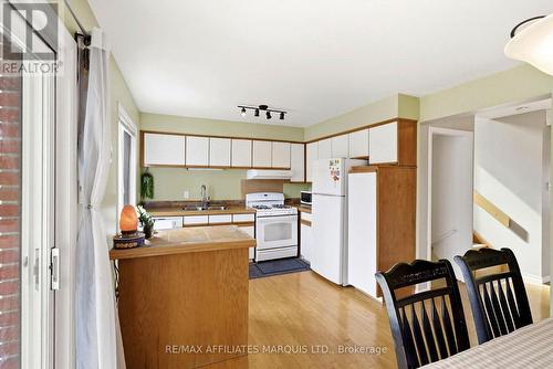 672 Champlain Drive, Cornwall, ON - Indoor Photo Showing Kitchen With Double Sink