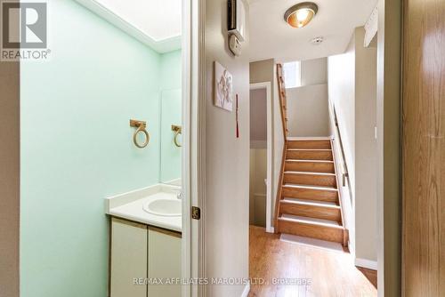 672 Champlain Drive, Cornwall, ON - Indoor Photo Showing Bathroom