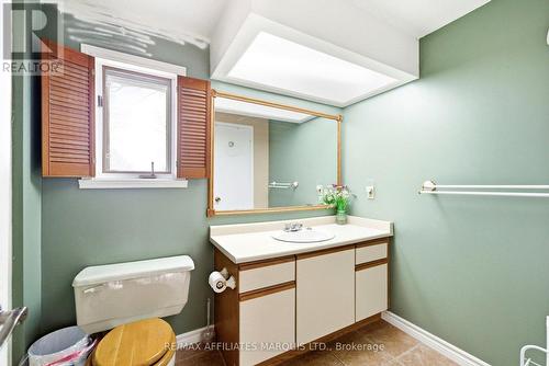 672 Champlain Drive, Cornwall, ON - Indoor Photo Showing Bathroom