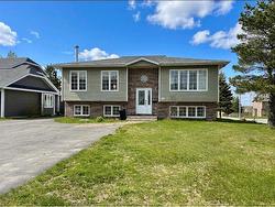 2 Henley Street Gander, NL A1V 2P7