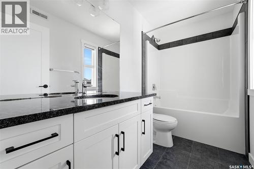 5416 Boyer Bay, Regina, SK - Indoor Photo Showing Bathroom