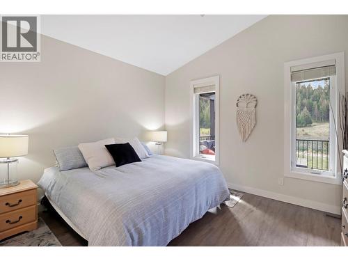 193 Shadow Mountain Boulevard, Cranbrook, BC - Indoor Photo Showing Bedroom