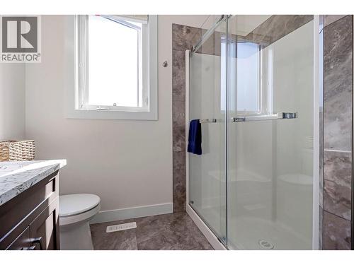 193 Shadow Mountain Boulevard, Cranbrook, BC - Indoor Photo Showing Bathroom