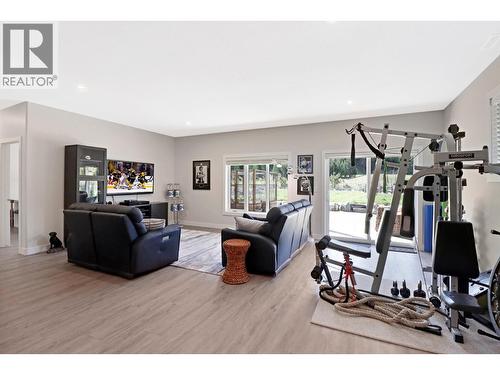 193 Shadow Mountain Boulevard, Cranbrook, BC - Indoor Photo Showing Gym Room