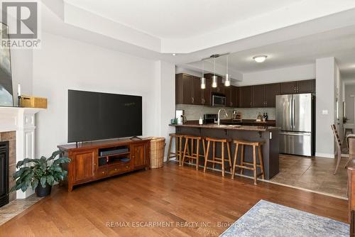 62 Fall Fair Way, Hamilton, ON - Indoor Photo Showing Kitchen