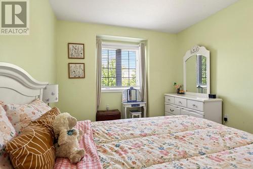 62 Fall Fair Way, Hamilton, ON - Indoor Photo Showing Bedroom