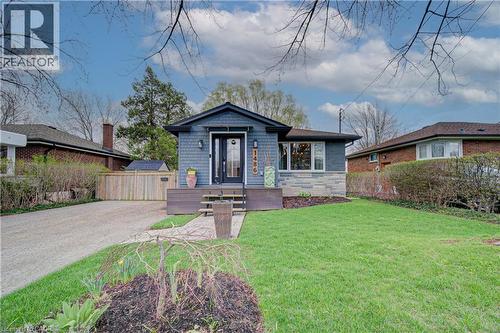 1486 Augustine Drive, Burlington, ON - Outdoor