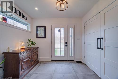 1486 Augustine Drive, Burlington, ON - Indoor Photo Showing Other Room