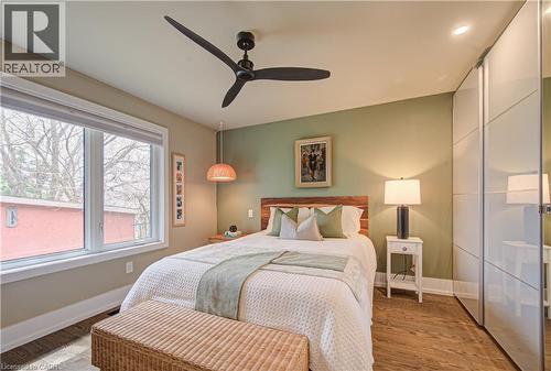 1486 Augustine Drive, Burlington, ON - Indoor Photo Showing Bedroom
