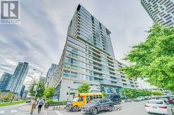 727 - 10 CAPREOL COURT Toronto, ON M5V 4B3