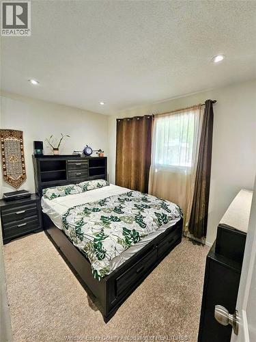 8232 Gregory Place, Windsor, ON - Indoor Photo Showing Bedroom