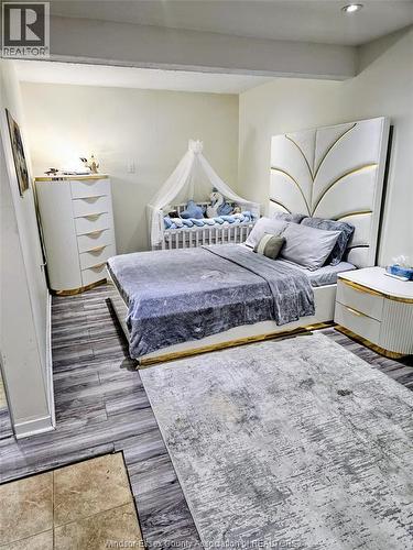 8232 Gregory Place, Windsor, ON - Indoor Photo Showing Bedroom