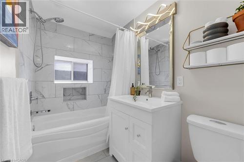 196 Campbell Avenue, Hamilton, ON - Indoor Photo Showing Bathroom