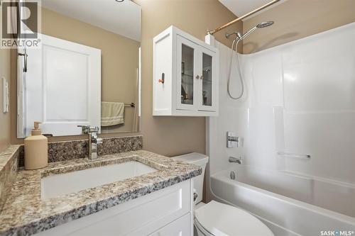 201 Rajput Way, Saskatoon, SK - Indoor Photo Showing Bathroom