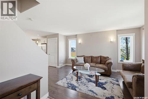 201 Rajput Way, Saskatoon, SK - Indoor Photo Showing Living Room