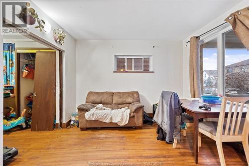 895 Pillette, Windsor, ON - Indoor