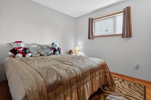 52 William Whiteway Bay, Winnipeg, MB - Indoor Photo Showing Bedroom