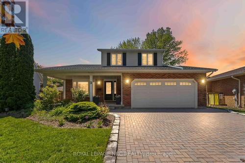 3 CHERITAN COURT  St. Catharines (Port Dalhousie), ON L2N 7J5