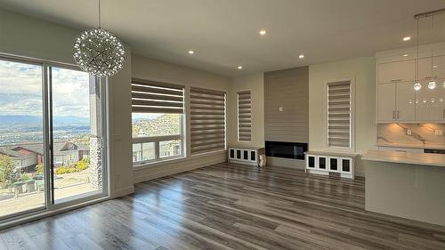 2231 Lavetta Drive, Kelowna, BC - Indoor