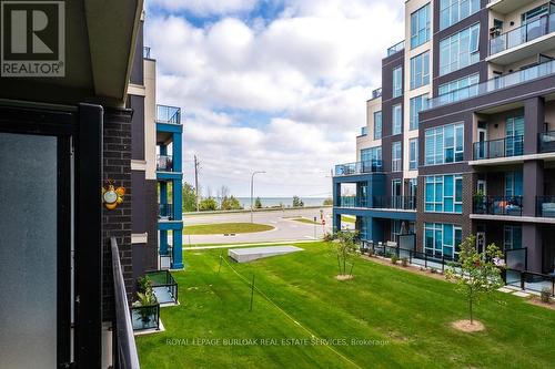 213 - 10 Concord Place, Grimsby, ON - Outdoor