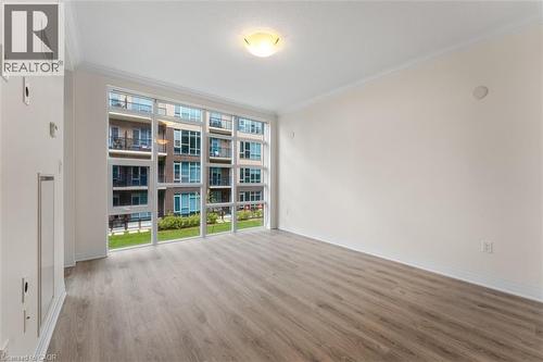 10 Concord Place Unit# 213, Grimsby, ON - Indoor Photo Showing Other Room