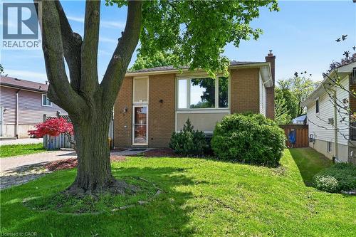 68 DUNCAIRN Crescent  Hamilton, ON L9C 6G1