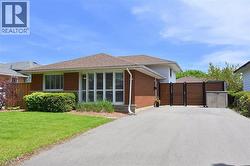 6 PALM Crescent Brantford, ON N3R 5G2