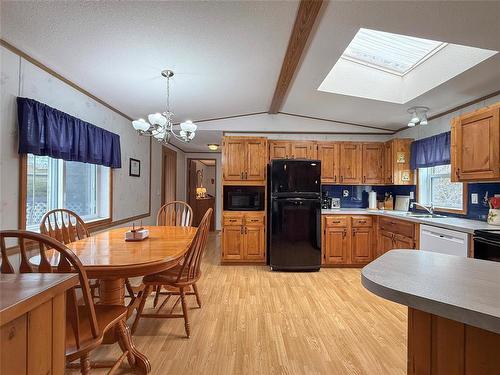 117 Gordon Place, Brandon, MB - Indoor