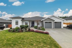 441 Arizona Dr Campbell River, BC V9H 0E4