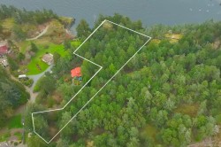 4800 McGuffie Rd Nanaimo, BC V9T 5B3