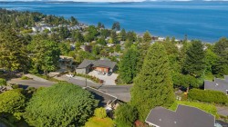 951 Claremont Ave Saanich, BC V8Y 1K5