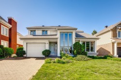 1197 Rue d'Évreux Boucherville, QC J4B 7T3