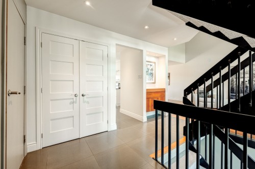 Hall d'entrée/Vestibule - 1197 Rue D'Évreux, Boucherville, QC - Indoor Photo Showing Other Room