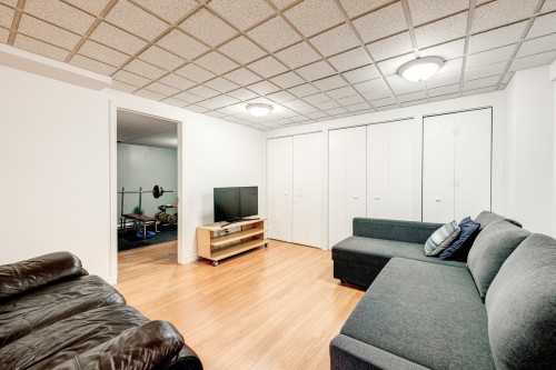 Salle familiale - 1197 Rue D'Évreux, Boucherville, QC - Indoor